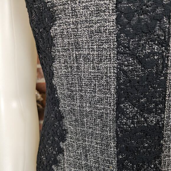 Betsey Johnson Sheath Dress 6 Gray Black Tweed Cap Sleeve Lace Trim Cocktail - Picture 4 of 7